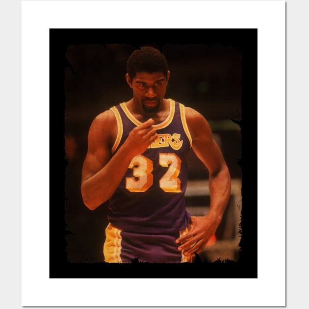Magic Johnson /// Magic Johnson Vintage Design Of Basketball /// 70s Wall Art by Statman Sports
